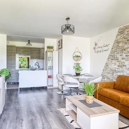Apartment Le Garden - Near Paris Noisy-le-Grand
