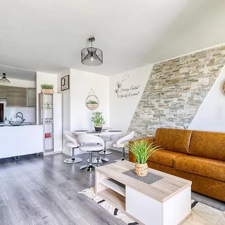 Leclat Verdoyant De - Jardin * Noisy-le-Grand